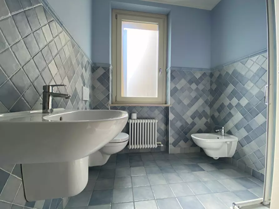 Immagine 4 di Appartamento in affitto  in rigaste san zeno 13 a Verona