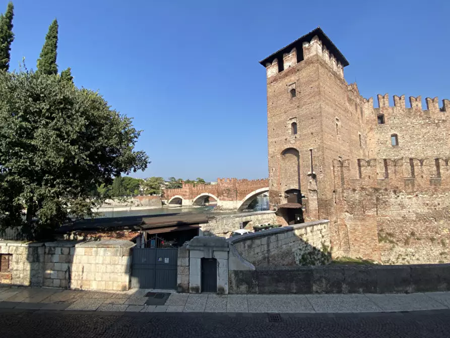 Immagine 6 di Appartamento in affitto  in rigaste san zeno 13 a Verona