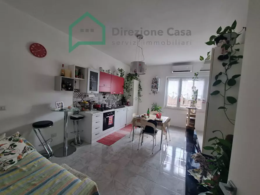 Immagine 10 di Appartamento in vendita  in Via Giuseppe Palmieri a Napoli