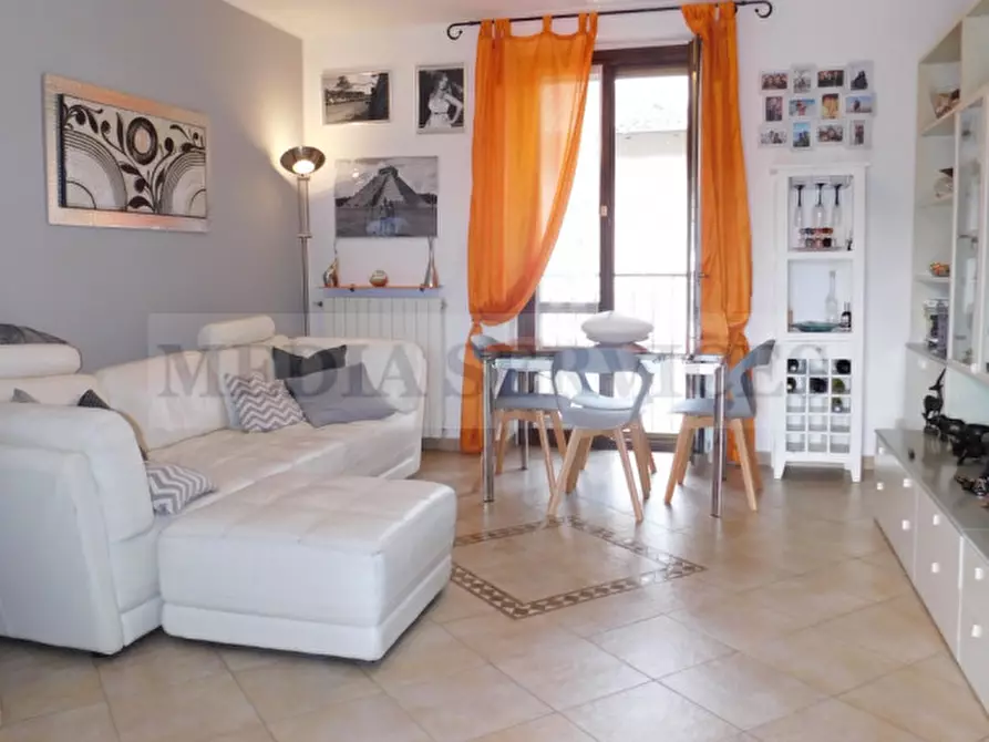 Immagine 7 di Appartamento in vendita  in via Giuseppe Garibaldi n° 32 a Sannazzaro De' Burgondi