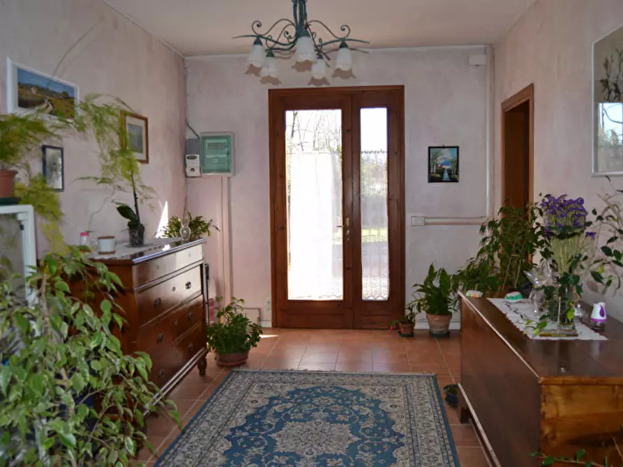 Immagine 4 di Villetta a schiera in vendita  in VIA FORNACE a Noale