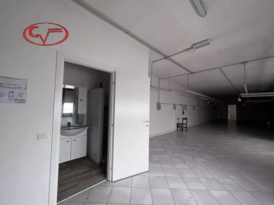 Immagine 7 di Laboratorio in affitto  in via leonardo da vinci a San Giovanni Valdarno