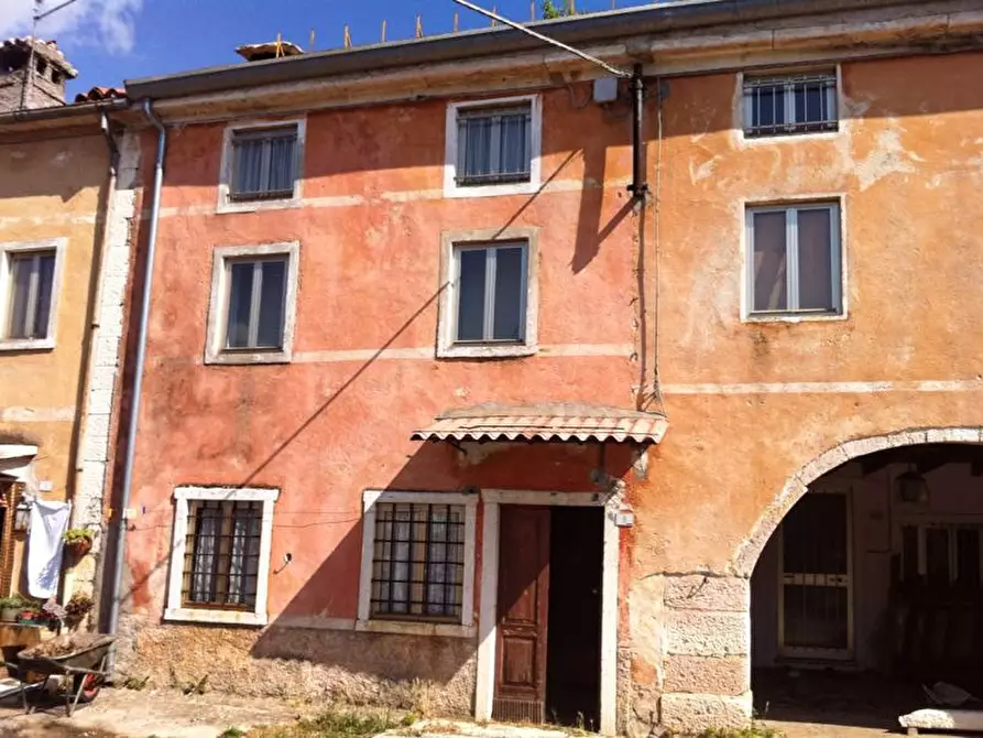 Immagine 2 di Rustico / casale in vendita  in Via Petrazzini a Crespadoro