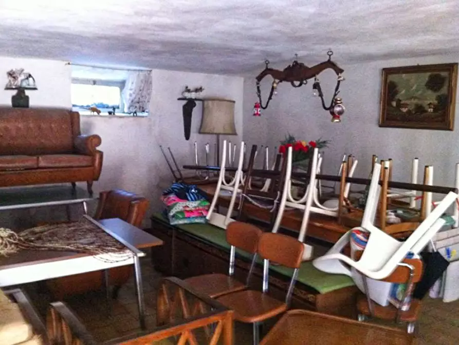 Immagine 6 di Rustico / casale in vendita  in Via Petrazzini a Crespadoro