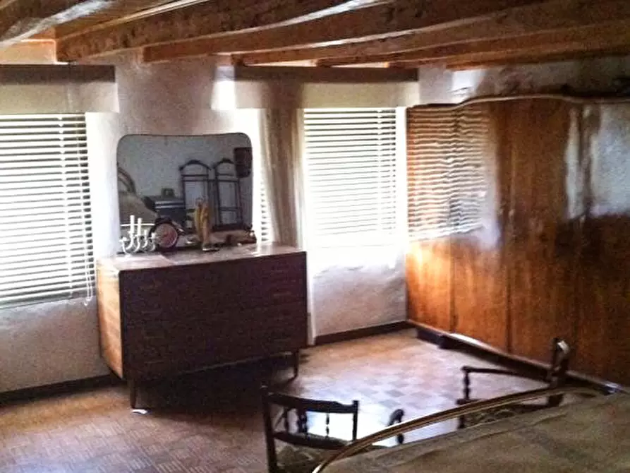 Immagine 10 di Rustico / casale in vendita  in Via Petrazzini a Crespadoro