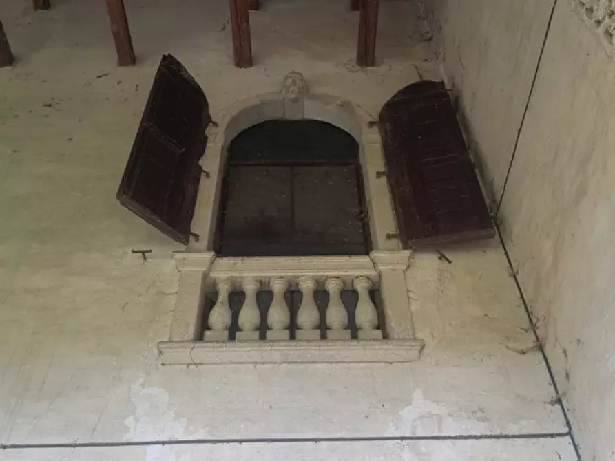 Immagine 12 di Rustico / casale in vendita  a Padova