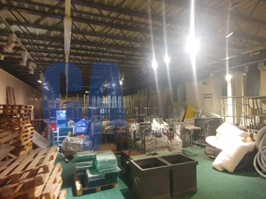 Immagine 23 di Attività commerciale in affitto  in VIALE LANCETTI a Milano