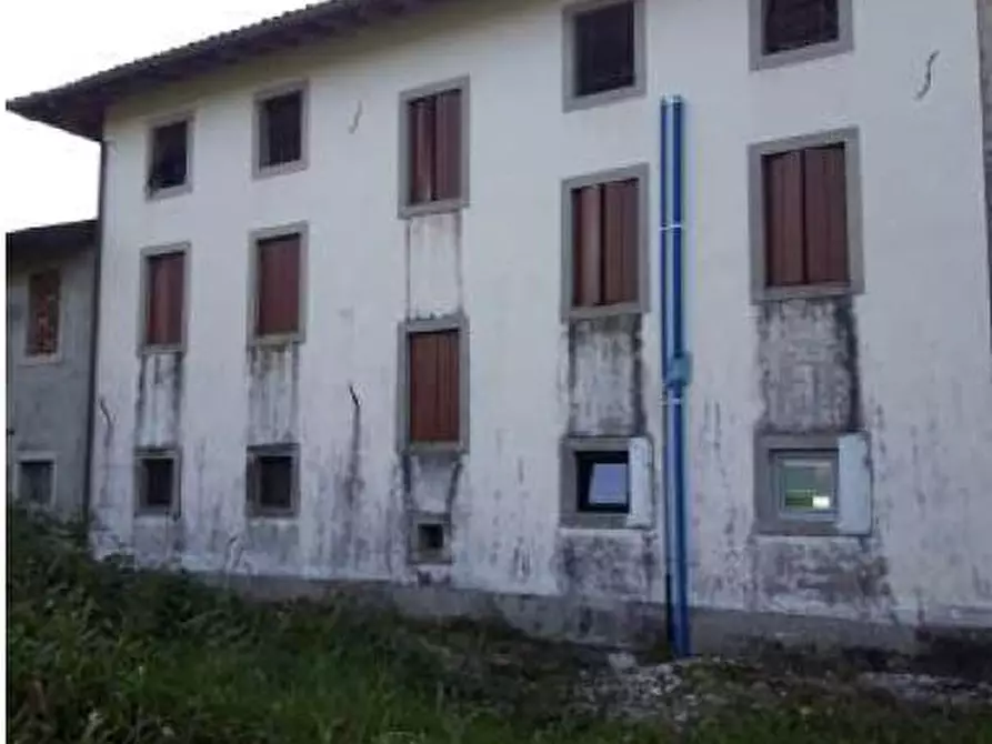 Immagine 4 di Rustico / casale in vendita  in Via Vons a Vivaro