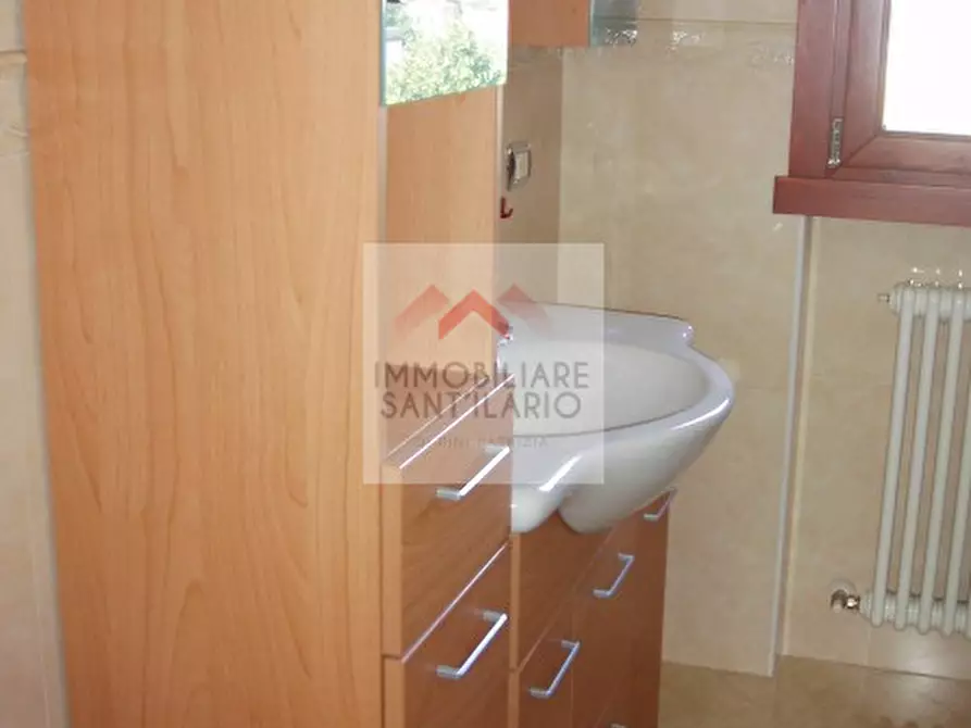 Immagine 6 di Appartamento in vendita  a Sant'ilario D'enza