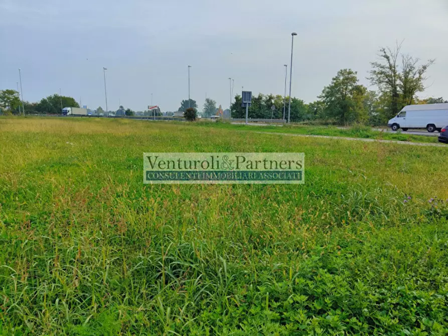 Immagine 3 di Terreno in vendita  in via lizzera a Montichiari