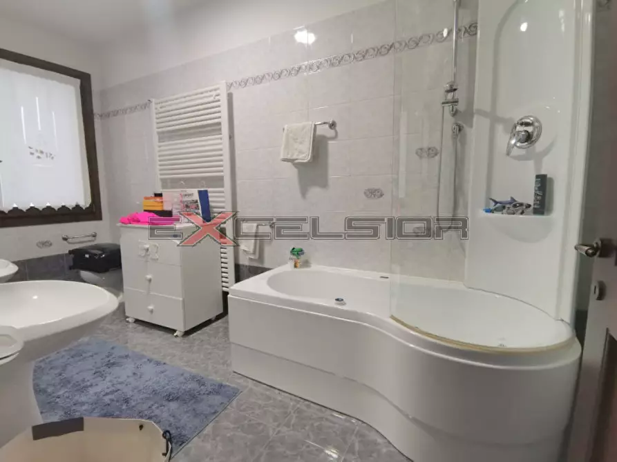 Immagine 10 di Appartamento in vendita  in C.so Risorgimento n. 160 - Porto Viro (RO) a Loreo