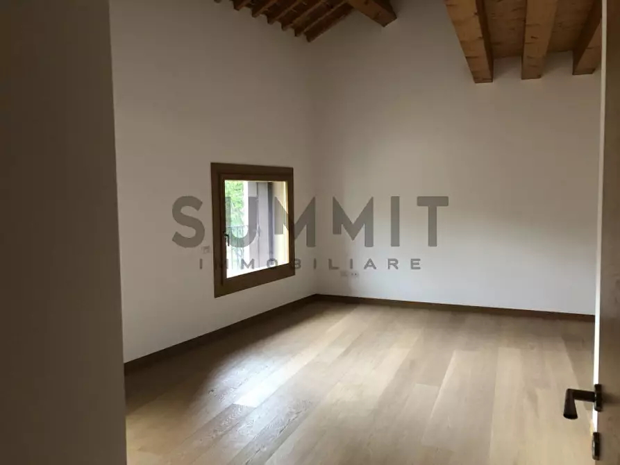 Immagine 4 di Appartamento in vendita  in schio a Schio