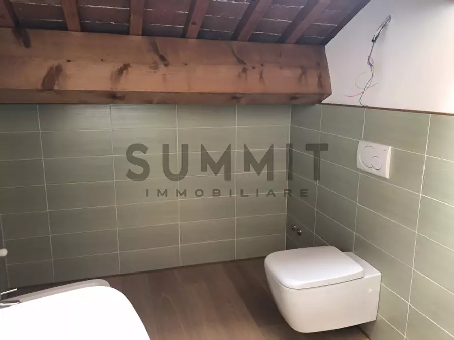 Immagine 12 di Appartamento in vendita  in schio a Schio