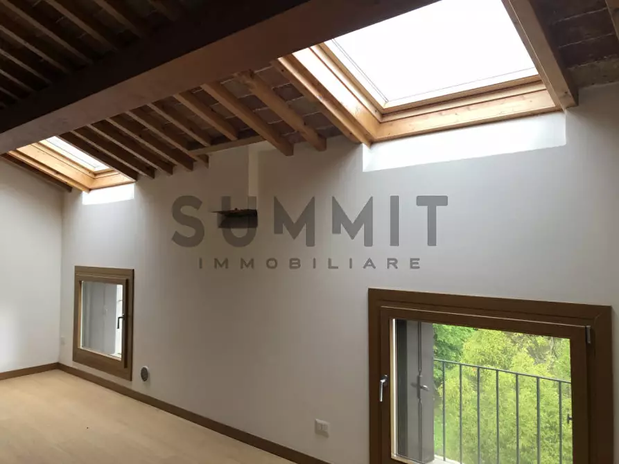 Immagine 2 di Appartamento in vendita  in schio a Schio