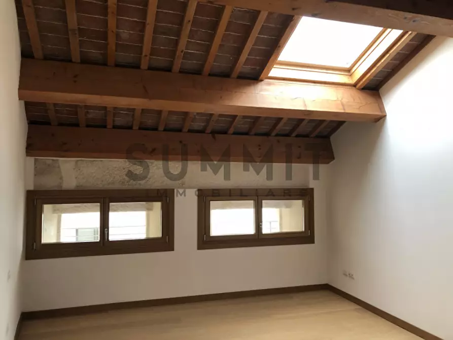 Immagine 9 di Appartamento in vendita  in schio a Schio