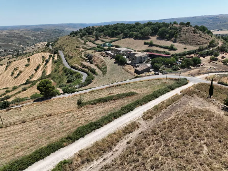Immagine 5 di Terreno in vendita  in C.da Fontanelle a Giarratana