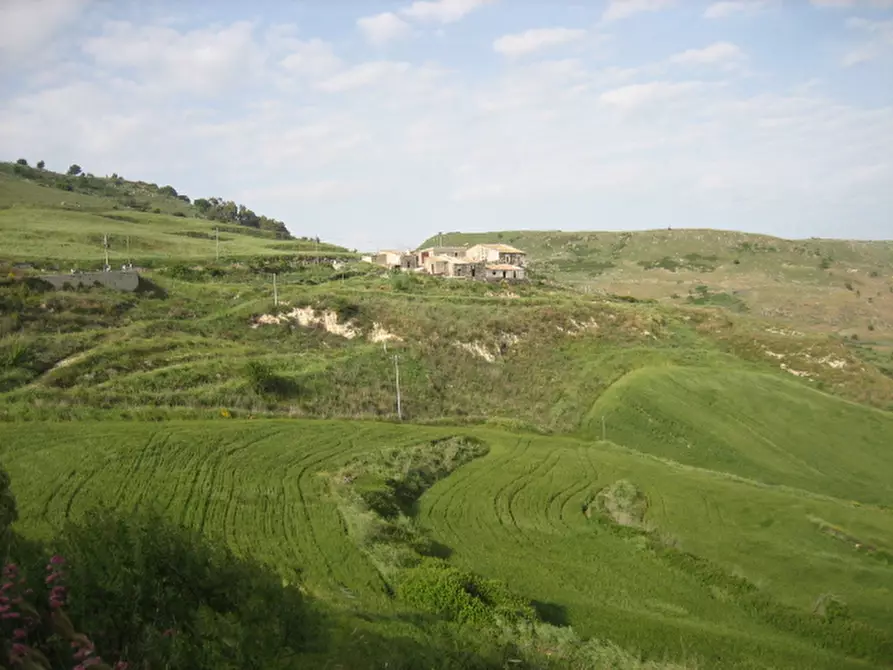 Immagine 29 di Terreno in vendita  in C.da Fontanelle a Giarratana