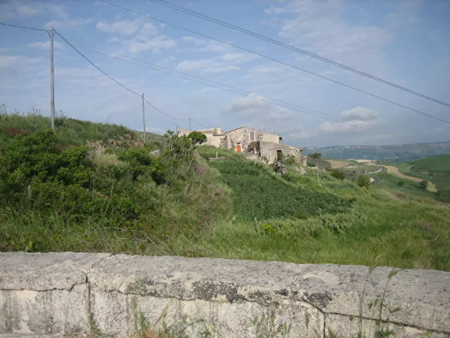 Immagine 30 di Terreno in vendita  in C.da Fontanelle a Giarratana