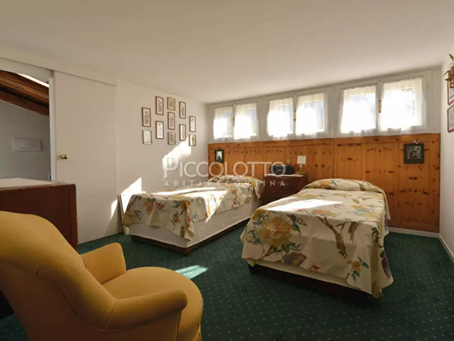 Immagine 10 di Attico in affitto  in Via del Castello a Cortina D'ampezzo