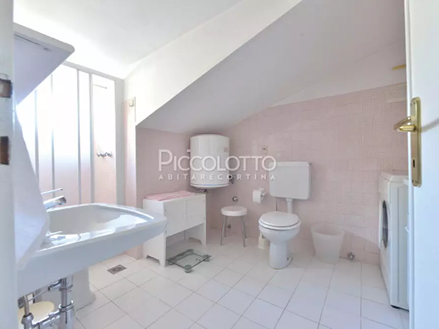 Immagine 16 di Attico in affitto  in Via del Castello a Cortina D'ampezzo