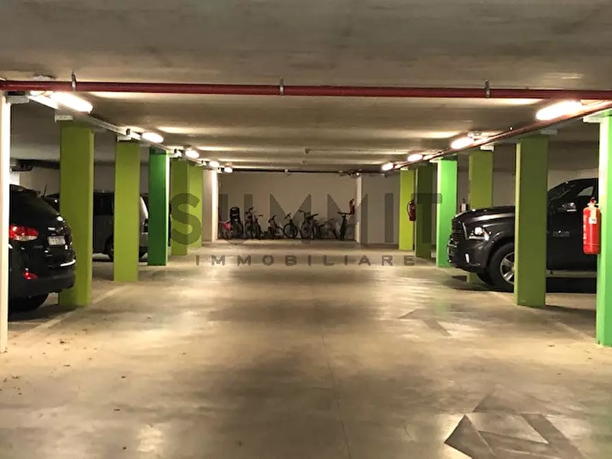 Immagine 10 di Villa in vendita  in schio a Schio