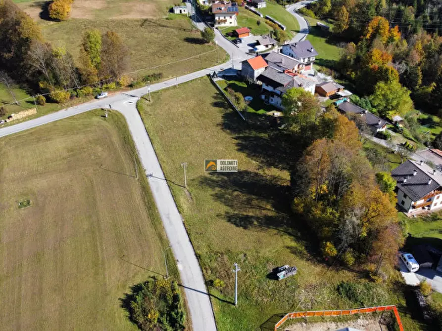 Immagine 12 di Terreno in vendita  in Località Ronchet a La Valle Agordina