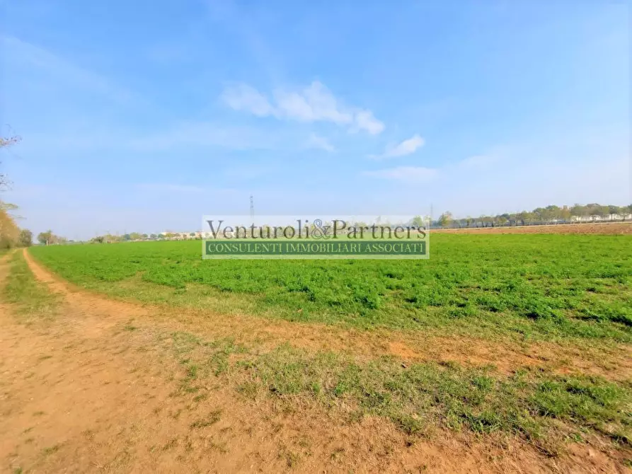 Immagine 1 di Terreno in vendita  in via segantini a Castiglione Delle Stiviere