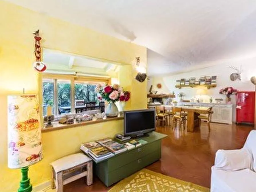 Immagine 10 di Villa in vendita  a Arzachena