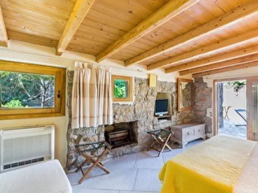 Immagine 16 di Villa in vendita  a Arzachena