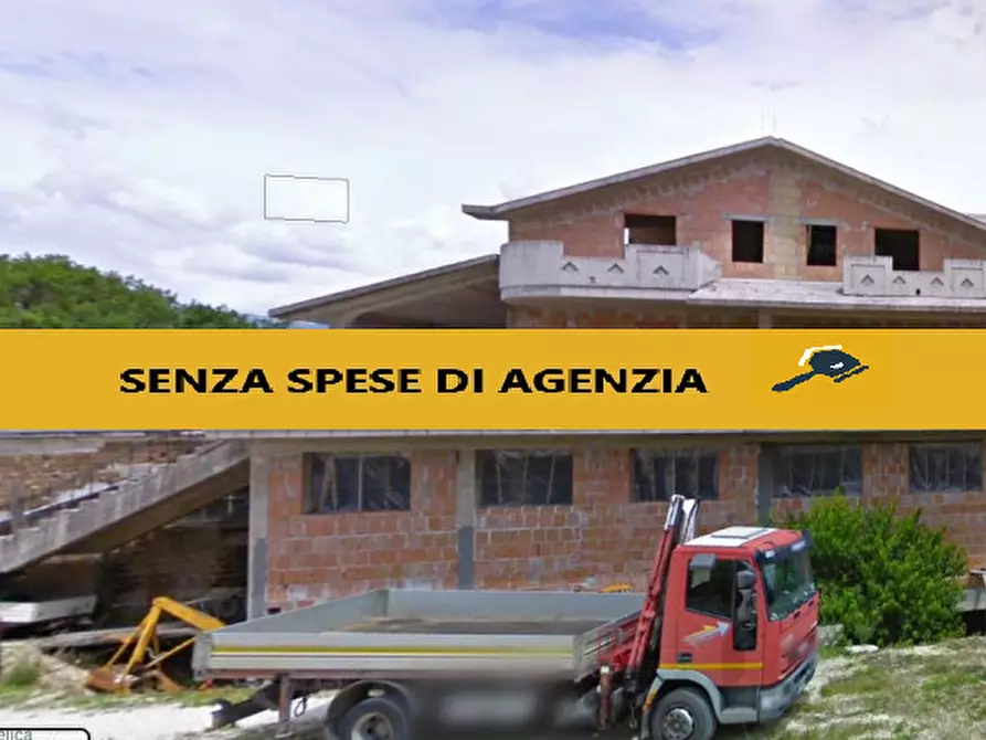 Immagine 1 di Capannone industriale in vendita  in Località Sainale a Matelica