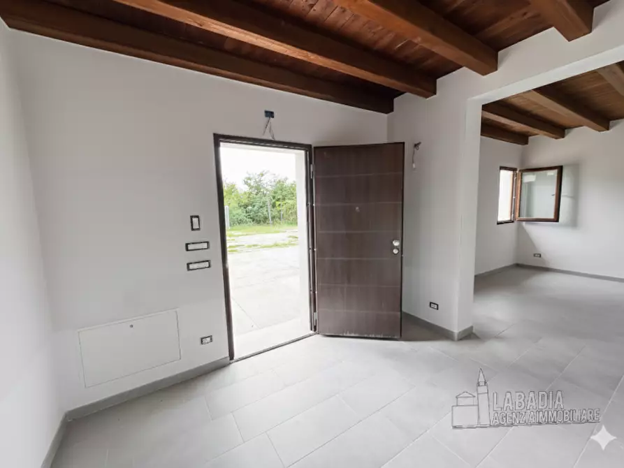 Immagine 27 di Casa indipendente in vendita  in Via Gardese 379 a Giacciano Con Baruchella