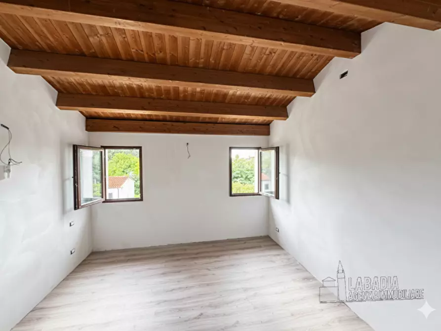 Immagine 35 di Casa indipendente in vendita  in Via Gardese 379 a Giacciano Con Baruchella