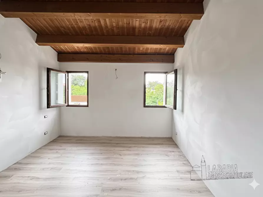 Immagine 36 di Casa indipendente in vendita  in Via Gardese 379 a Giacciano Con Baruchella