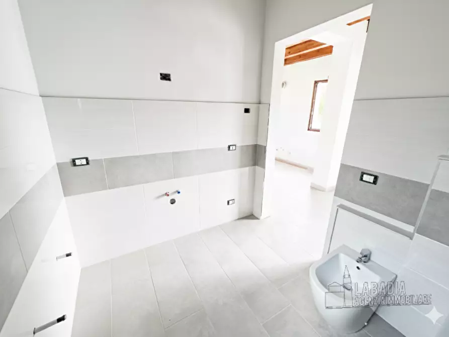 Immagine 42 di Casa indipendente in vendita  in Via Gardese 379 a Giacciano Con Baruchella