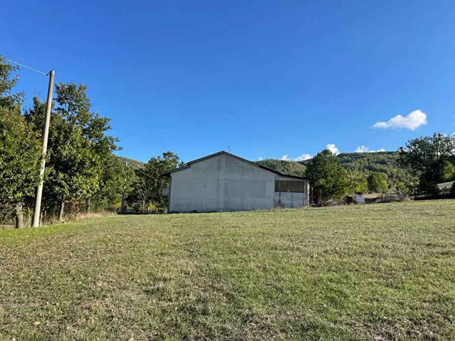 Immagine 2 di Casa indipendente in vendita  a Tramutola