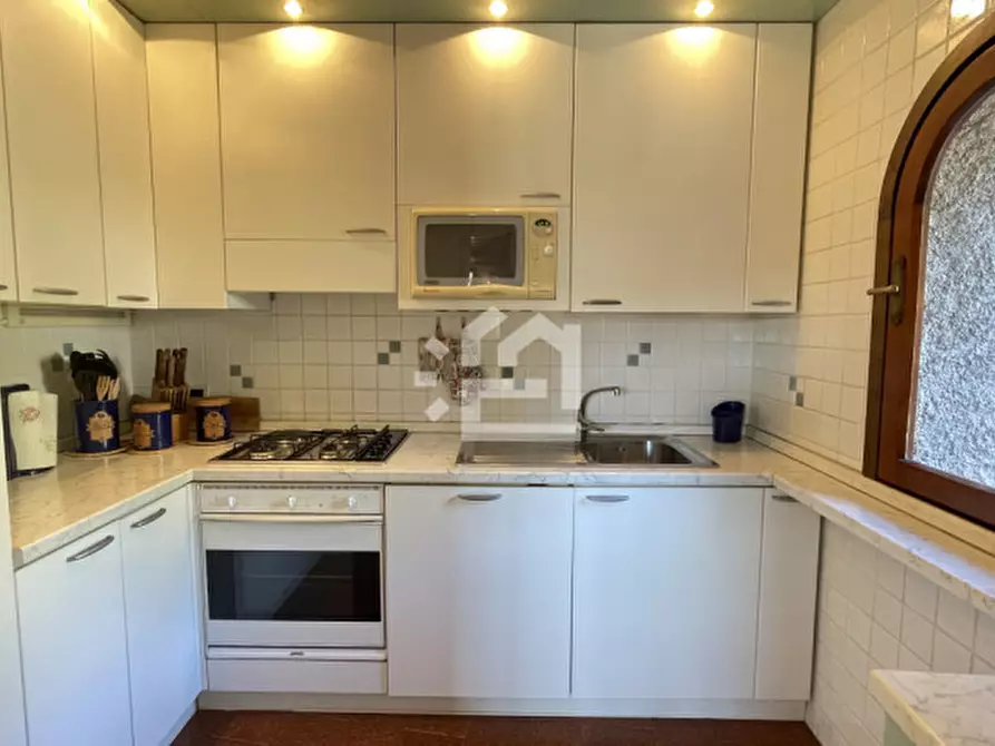 Immagine 12 di Appartamento in affitto  in FASANO SOPRA a Gardone Riviera