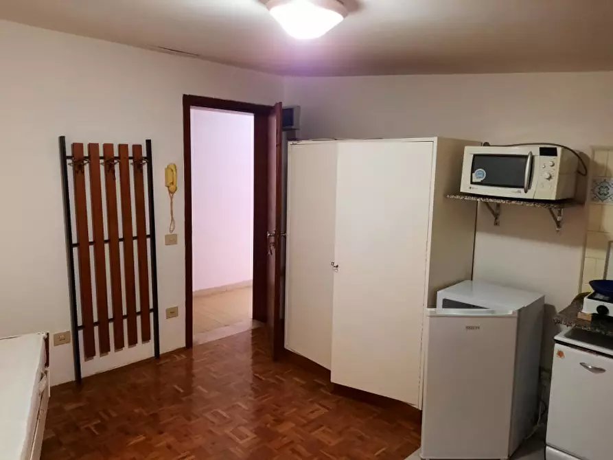 Immagine 7 di Appartamento in affitto  in VIA ALTINATE 150 a Padova