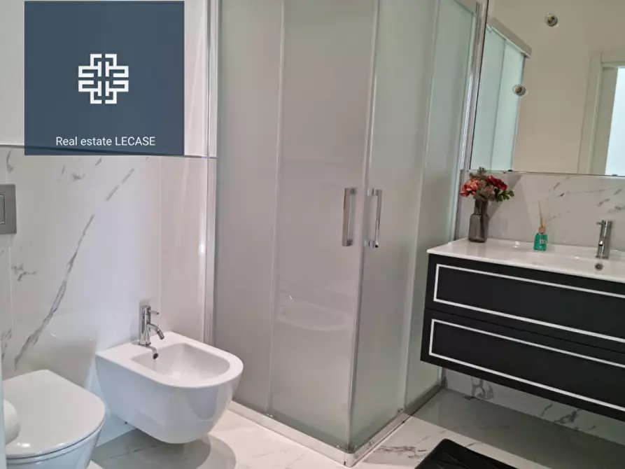 Immagine 10 di Villa in affitto  in Via Quattro Novembre a Forte Dei Marmi