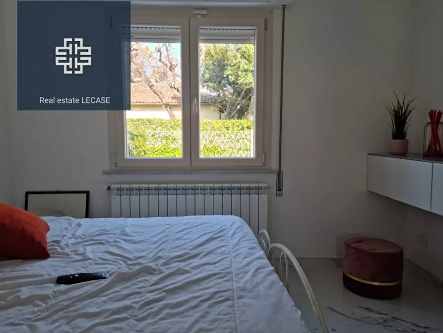 Immagine 21 di Villa in affitto  in Via Quattro Novembre a Forte Dei Marmi