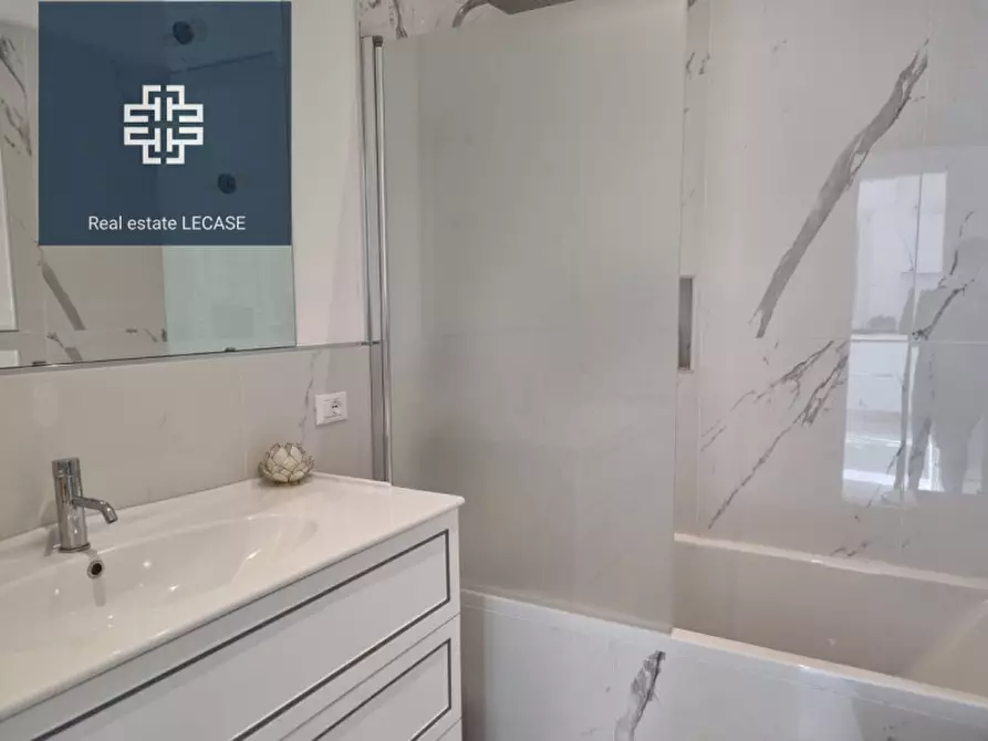 Immagine 30 di Villa in affitto  in Via Quattro Novembre a Forte Dei Marmi