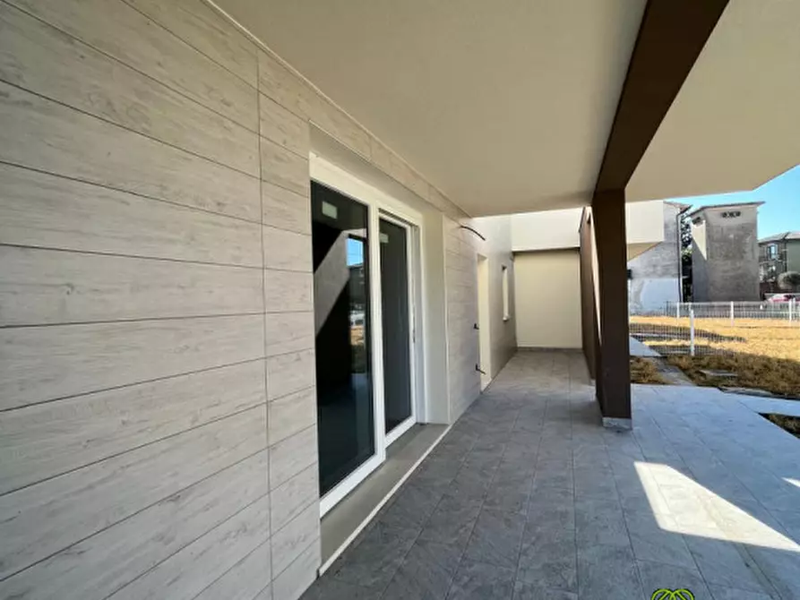 Immagine 3 di Casa trifamiliare in vendita  a Camponogara