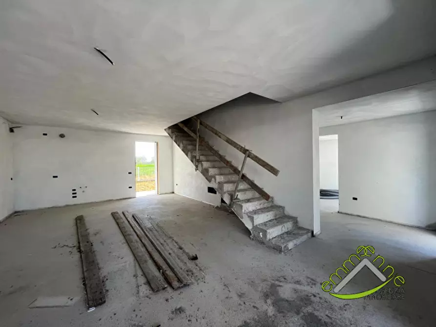 Immagine 6 di Casa trifamiliare in vendita  a Camponogara