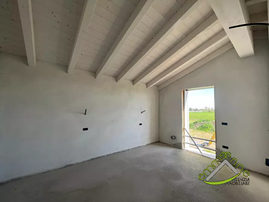 Immagine 9 di Casa trifamiliare in vendita  a Camponogara