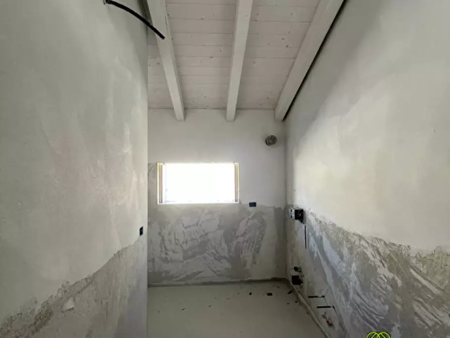 Immagine 13 di Casa trifamiliare in vendita  a Camponogara