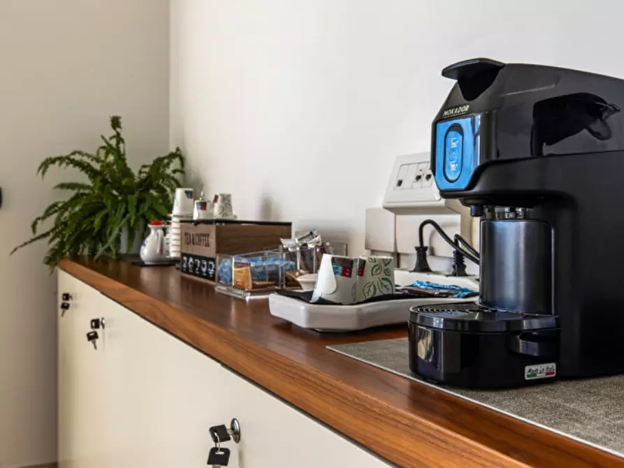 Immagine 3 di Ufficio in affitto  in via genova 59 a Olbia