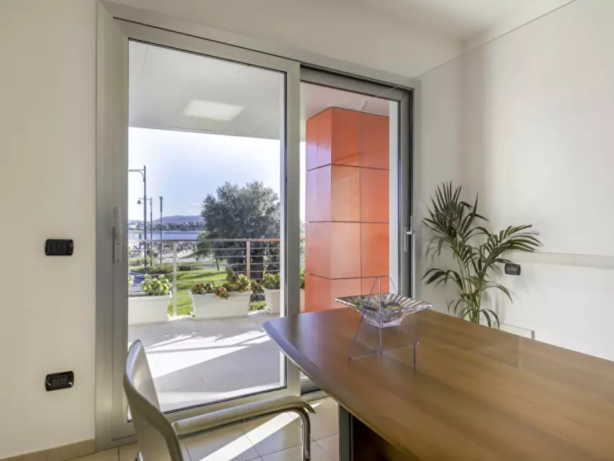 Immagine 10 di Ufficio in affitto  in via genova 59 a Olbia