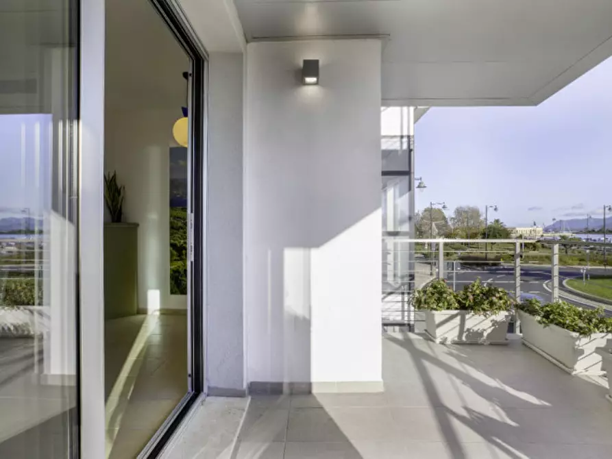 Immagine 14 di Ufficio in affitto  in via genova 59 a Olbia