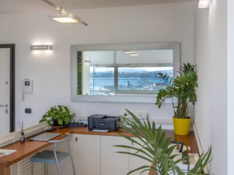 Immagine 24 di Ufficio in affitto  in via genova 59 a Olbia