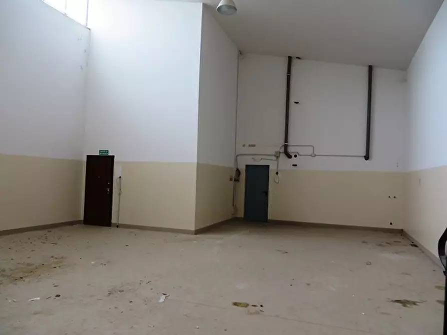 Immagine 12 di Magazzino in vendita  in via Mori n. 6 a Budrio