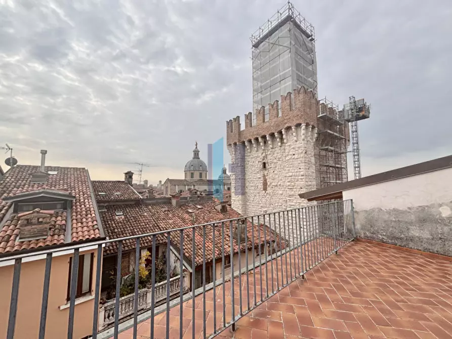 Immagine 12 di Appartamento in affitto  a Brescia